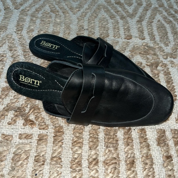 Born Black Leather Slip-On Flats Leather Sz 8 - Picture 4 of 6